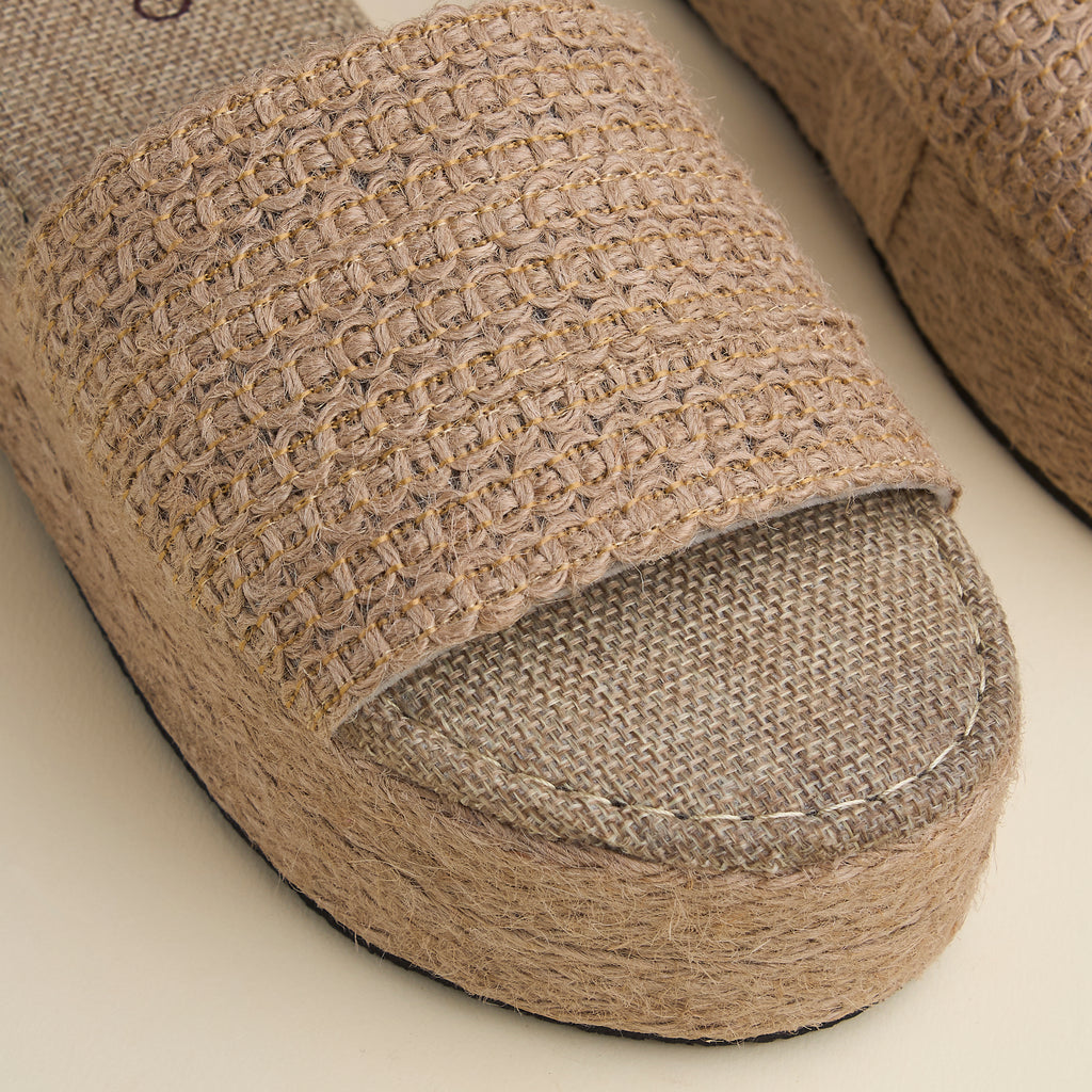 IRIS Slippers (Platform) — handcrafted women's slippers from Glamsy Egypt