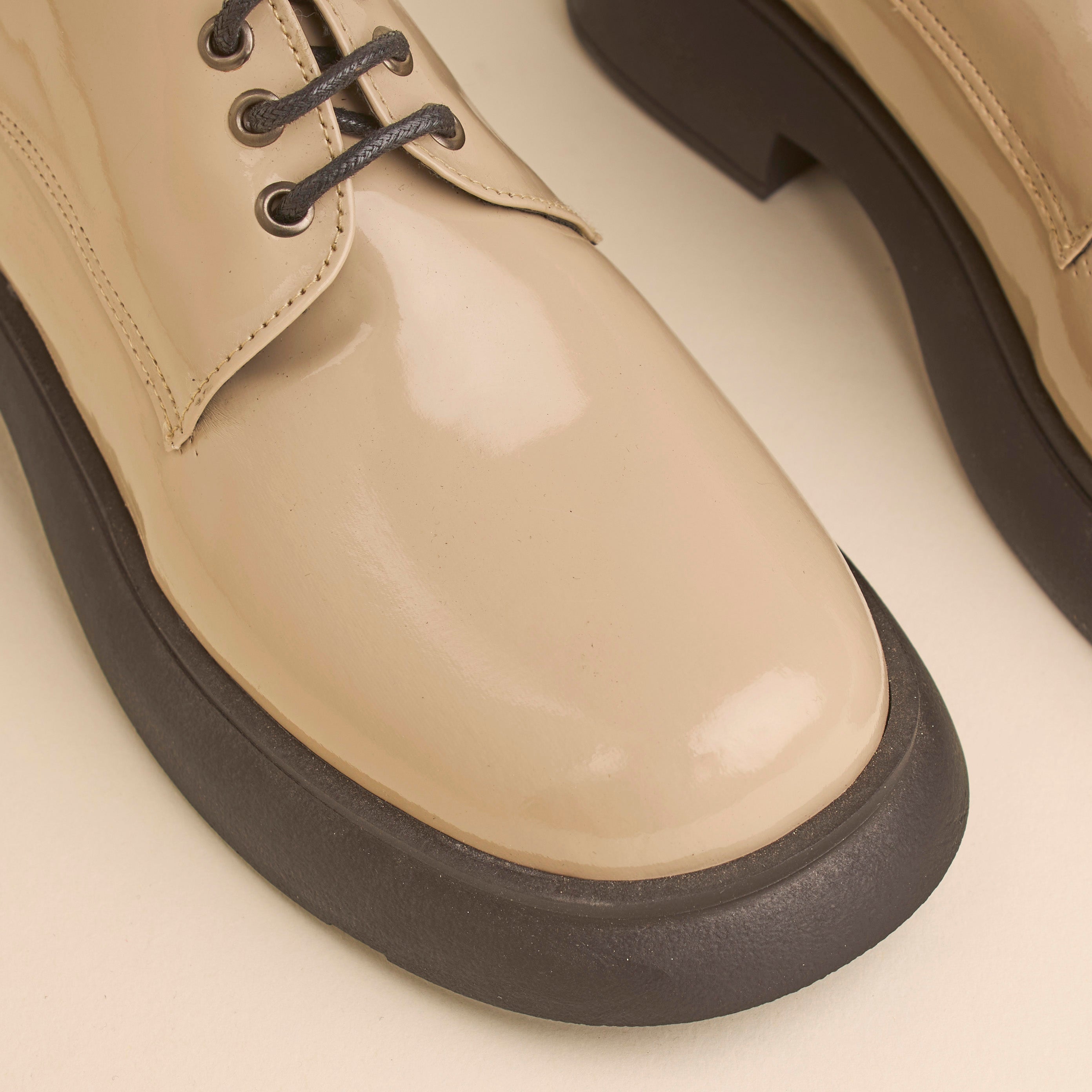 Verona Oxford Loafers — handcrafted women's loafers from Glamsy Egypt