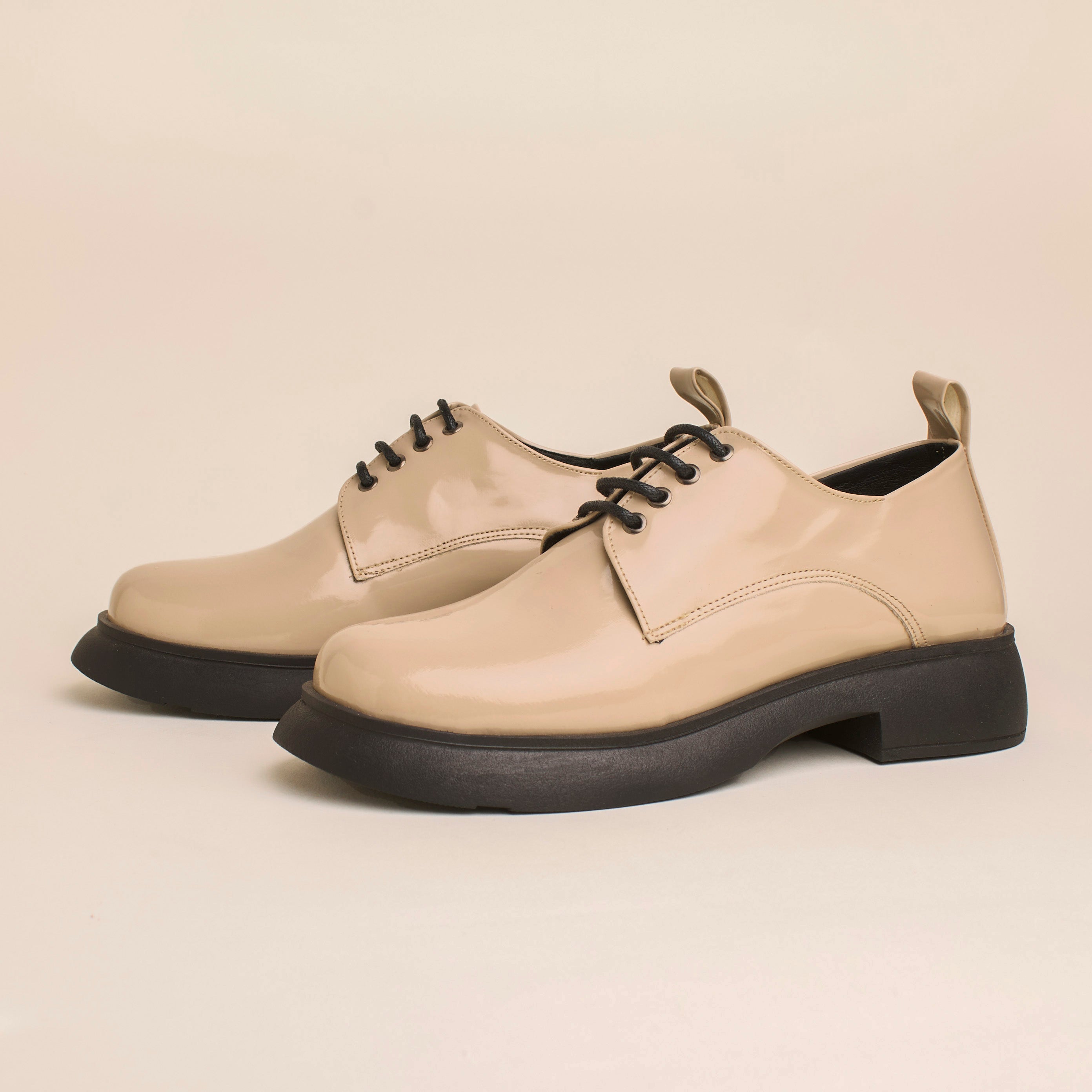Verona Oxford Loafers — handcrafted women's loafers from Glamsy Egypt