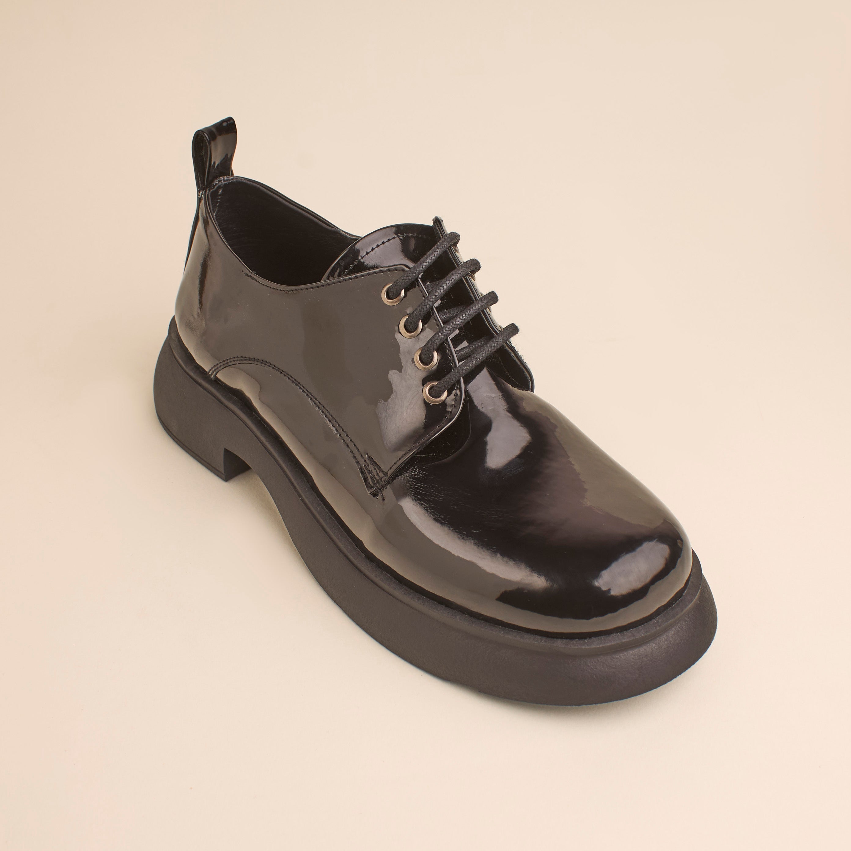 Verona Oxford Loafers — handcrafted women's loafers from Glamsy Egypt
