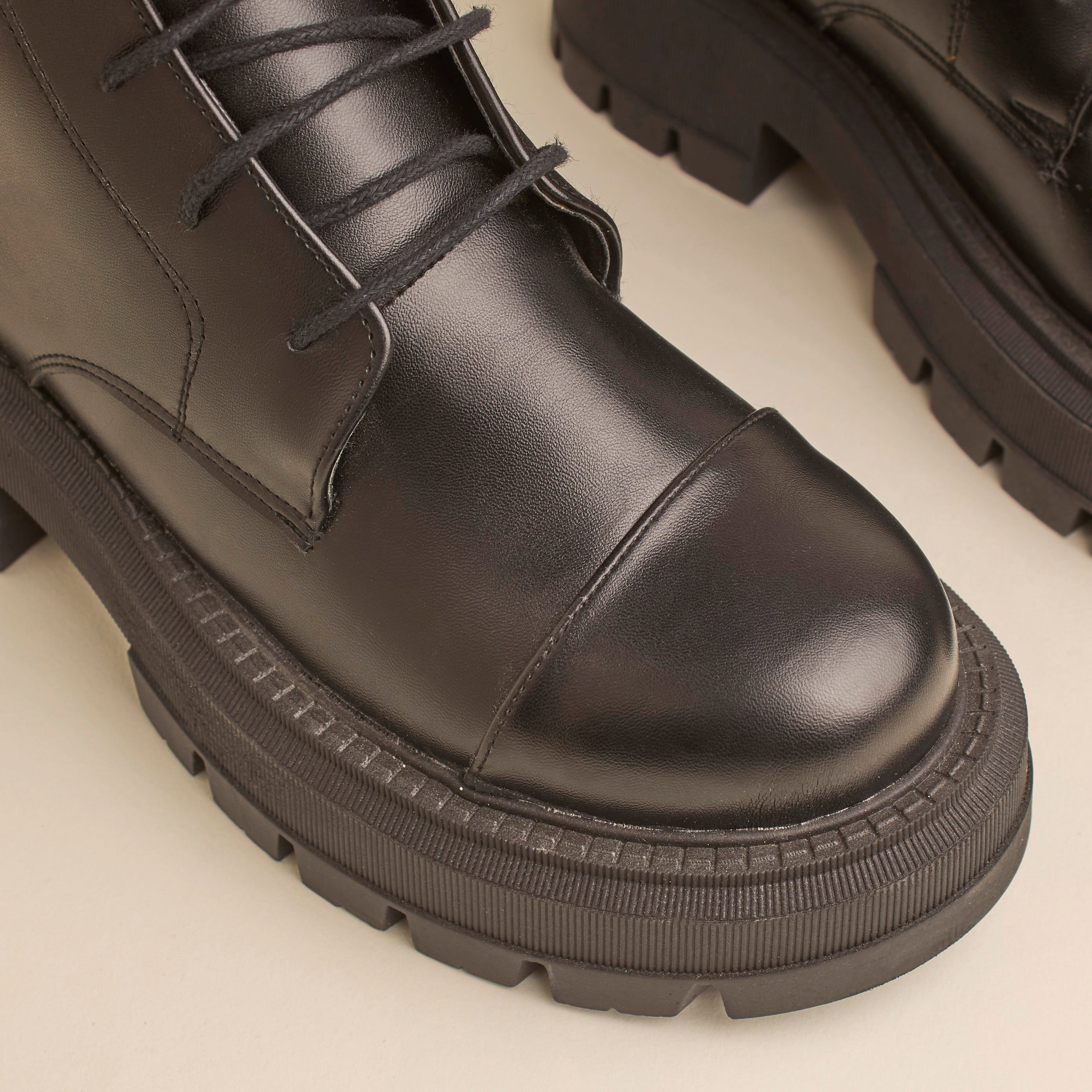 Nova Boots — handcrafted women's boots from Glamsy Egypt