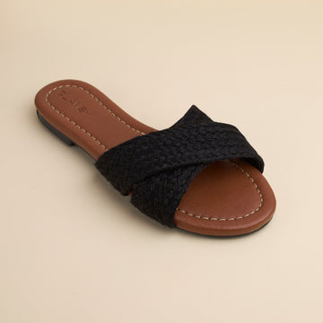 Cjute Slippers (Black)