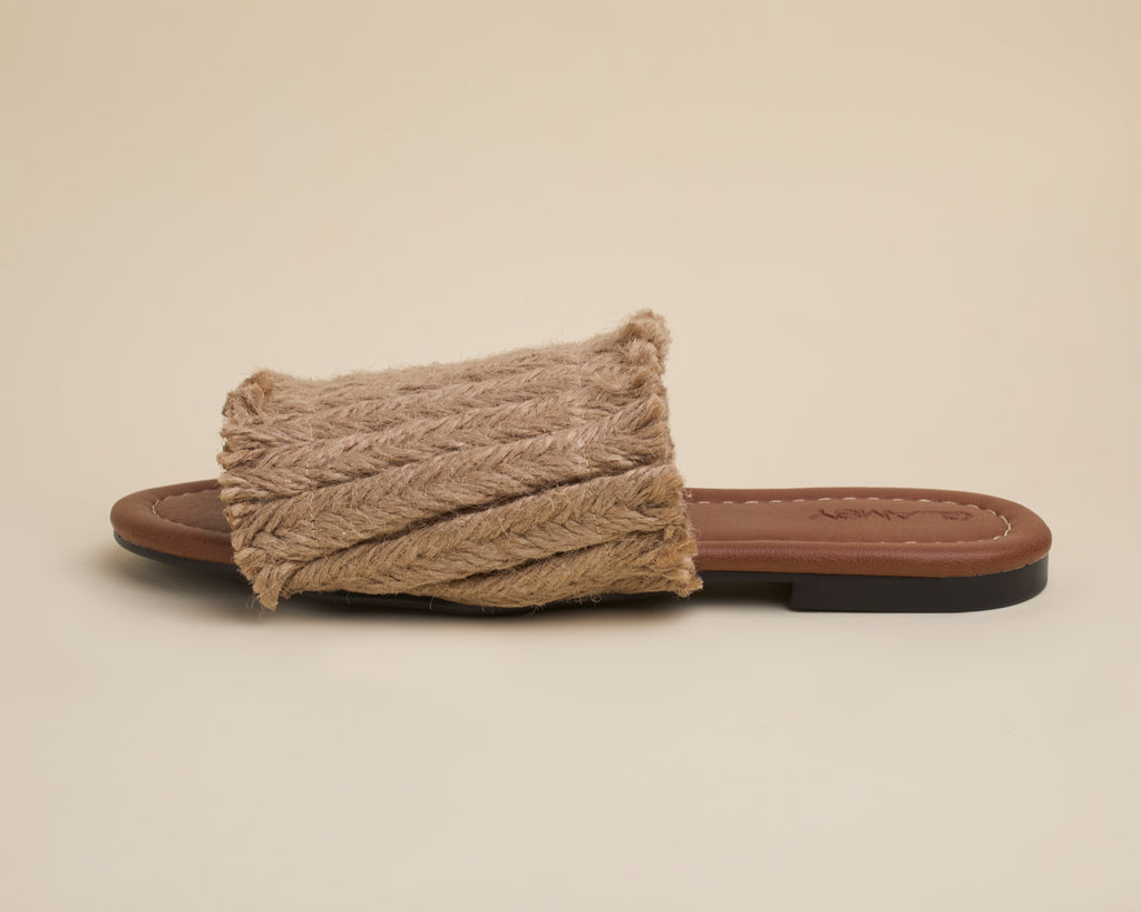 Katia Slippers — handcrafted women's slippers from Glamsy Egypt
