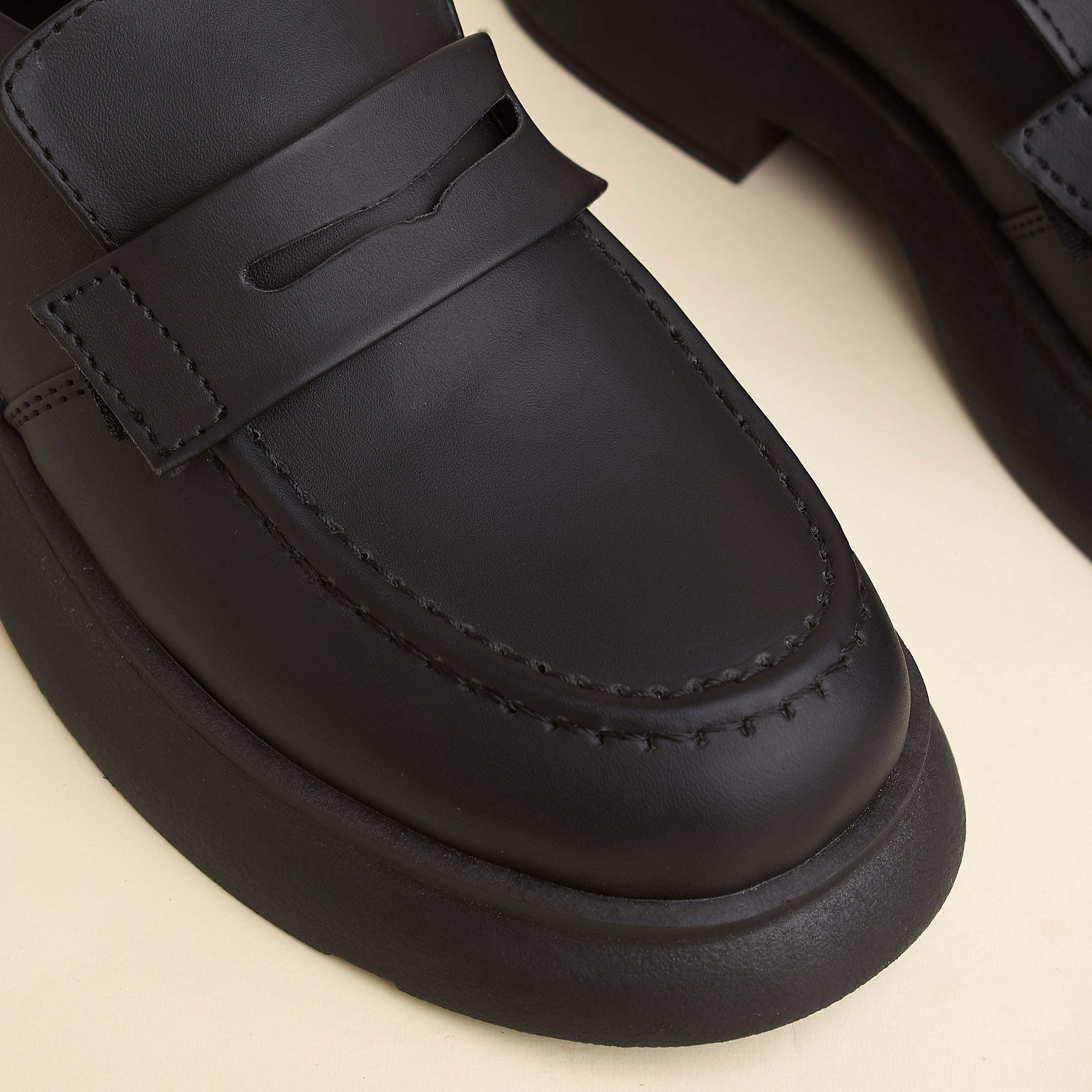 Luna Loafers — handcrafted women's loafers from Glamsy Egypt