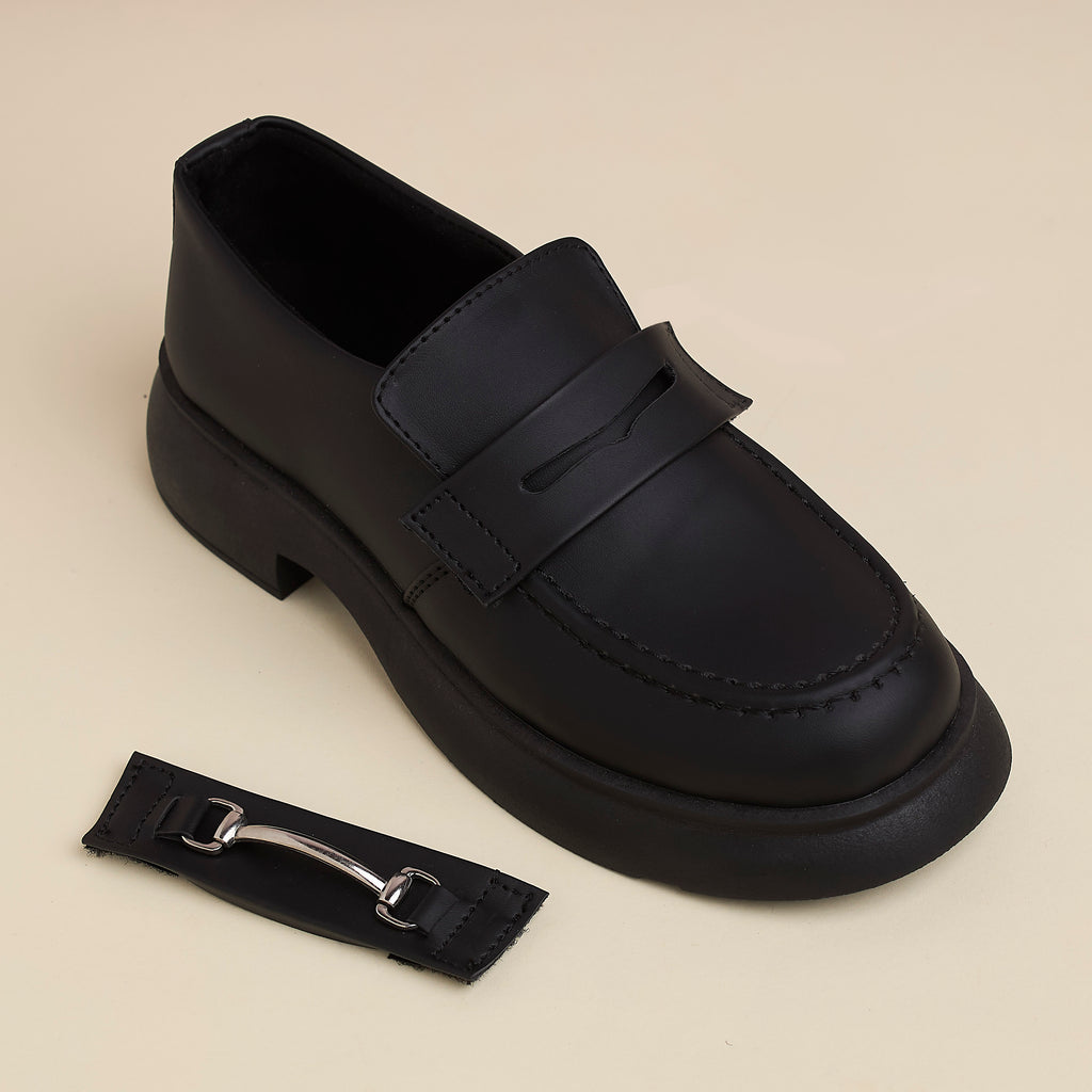 Luna Loafers — handcrafted women's loafers from Glamsy Egypt