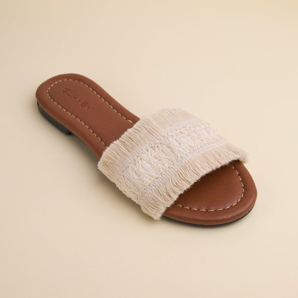 Chilla Slippers — handcrafted women's slippers from Glamsy Egypt