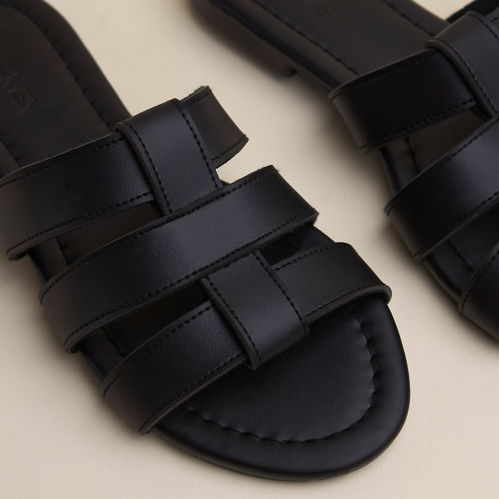 Thalia Slippers — handcrafted women's slippers from Glamsy Egypt