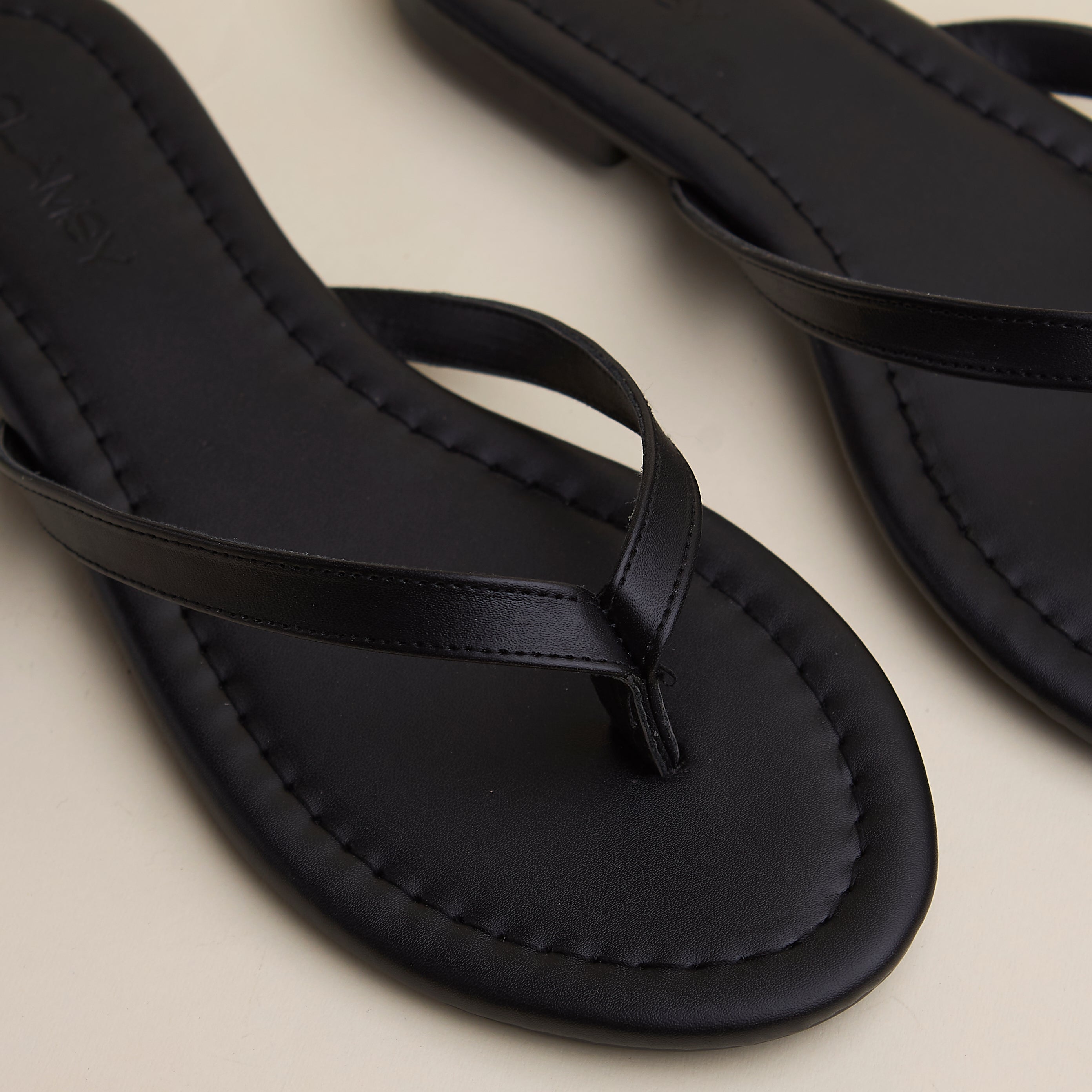 Aura Slippers