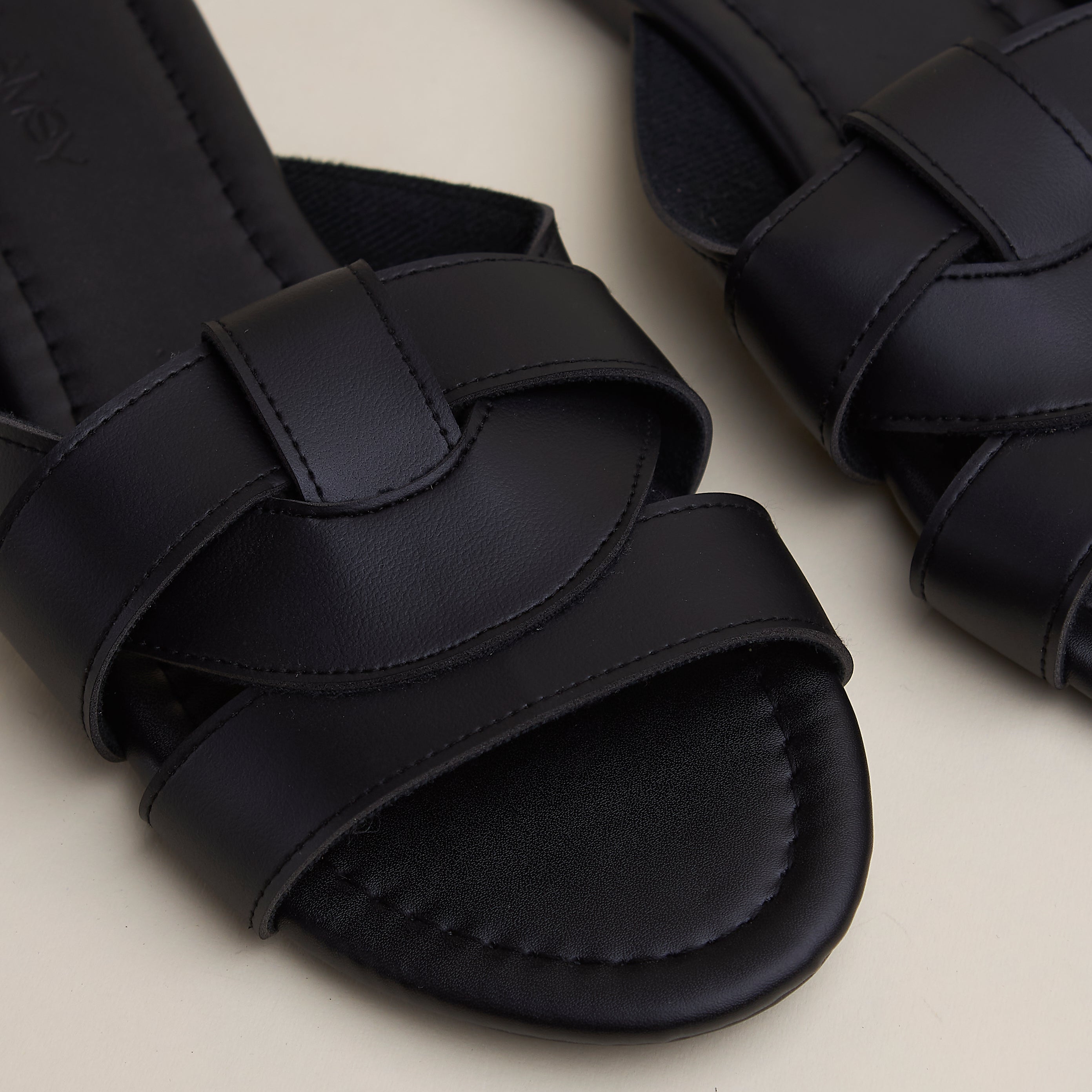 Hestia Slippers — handcrafted women's slippers from Glamsy Egypt