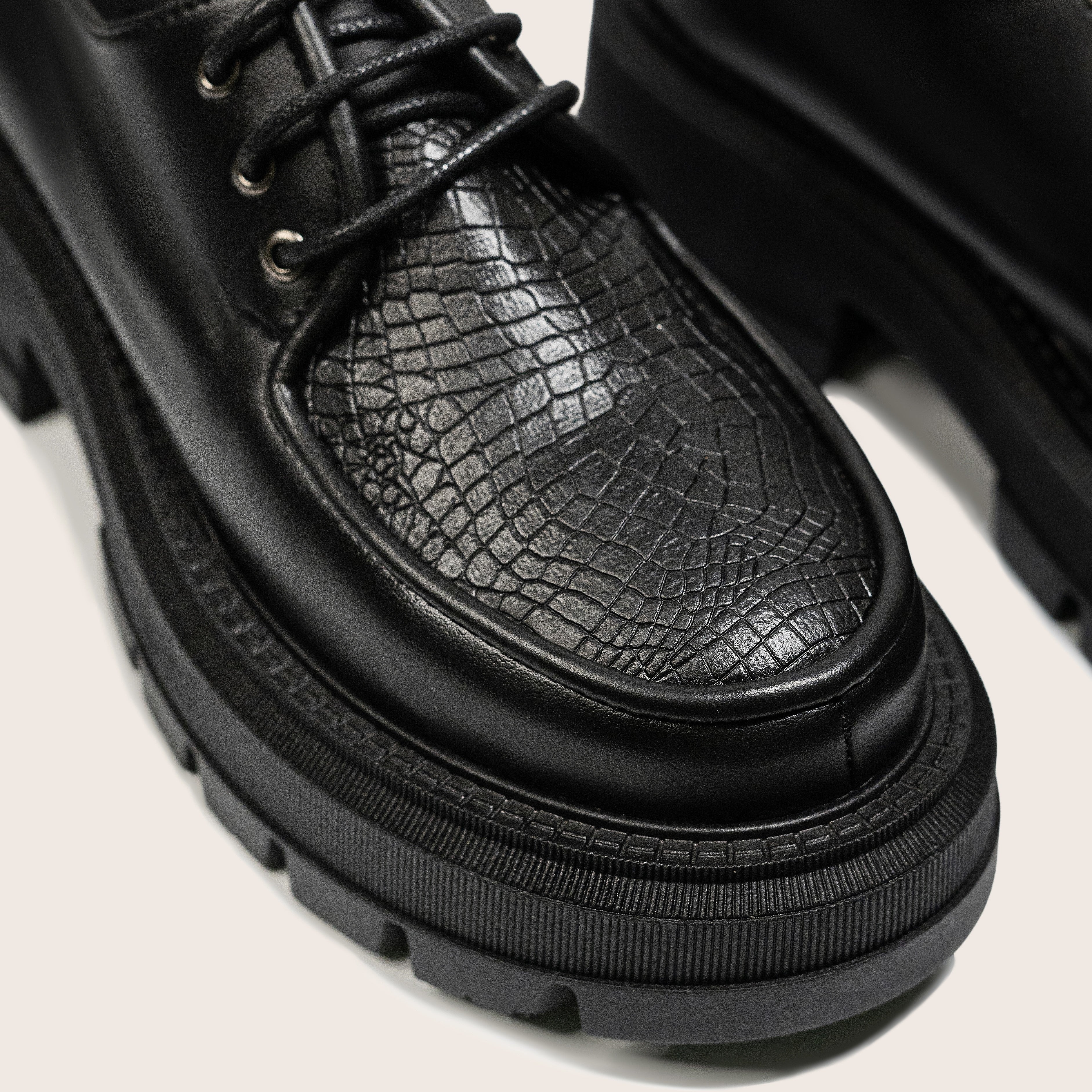 Leona Loafers — handcrafted women's loafers from Glamsy Egypt