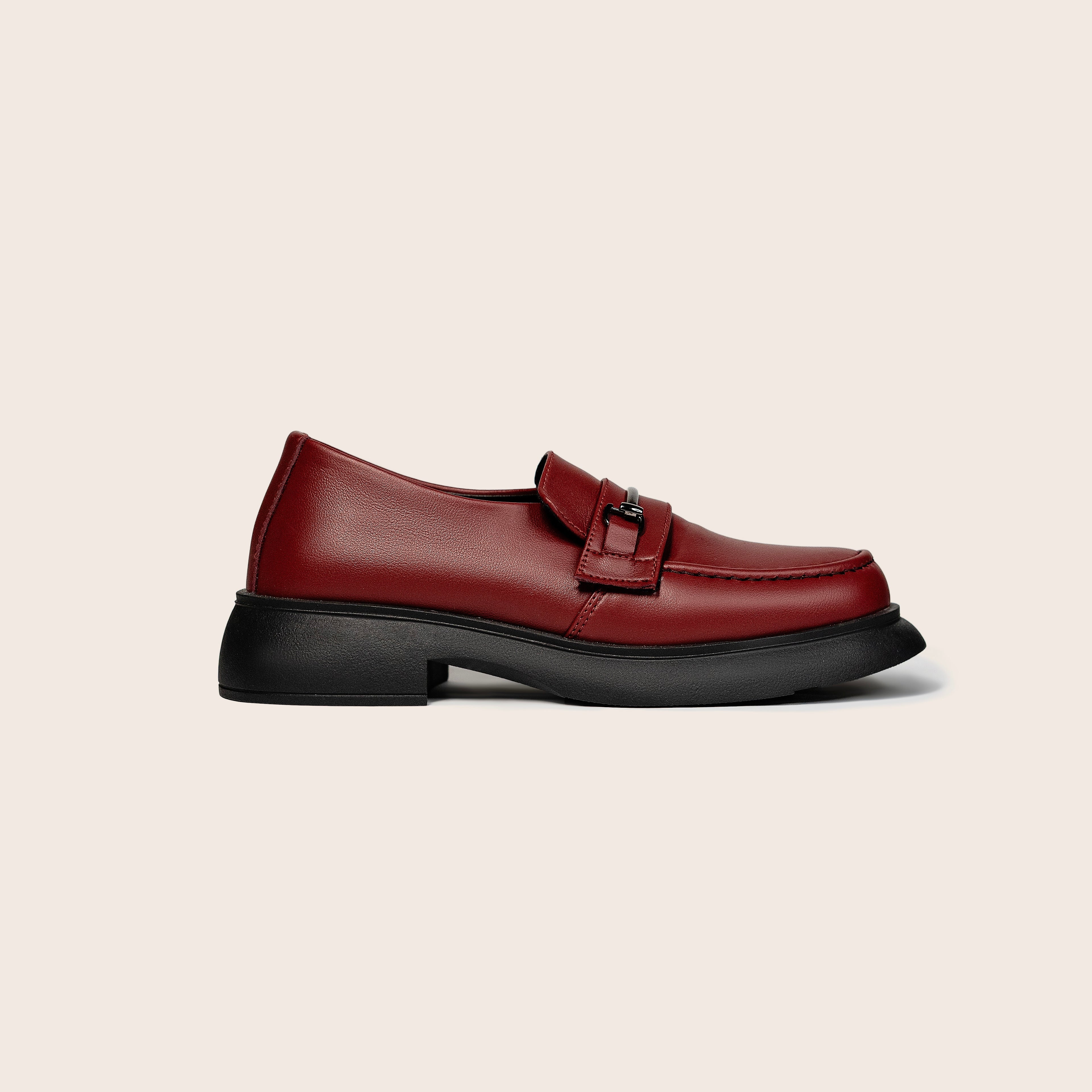 Luna Loafers — handcrafted women's loafers from Glamsy Egypt