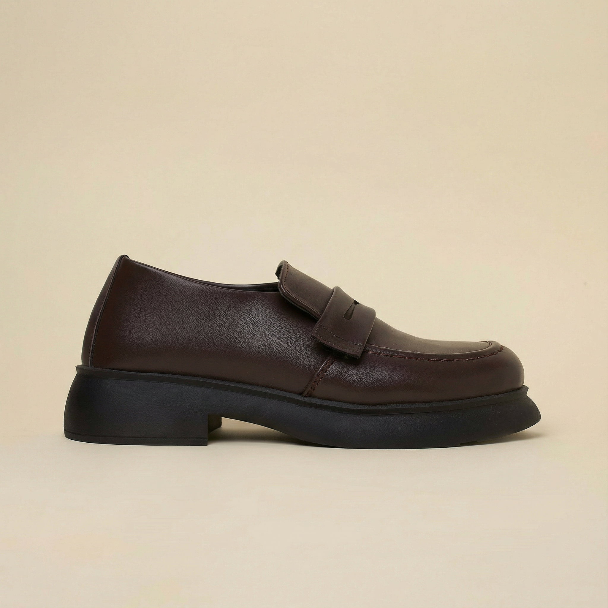 Luna Loafers — handcrafted women's loafers from Glamsy Egypt
